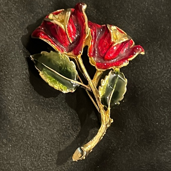Jewelry - red and green enamel over gold double rose bud brooch